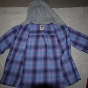 Girls Levi's Hooded Flannel T shirt, Purple, size XL